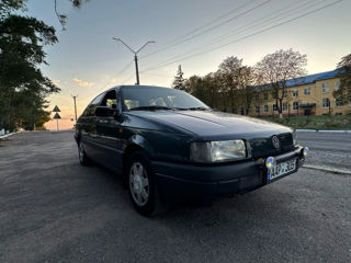 Volkswagen Passat foto 3