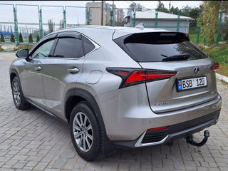 Lexus NX Series foto 3