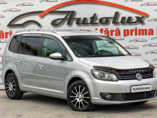 Volkswagen Touran foto 1