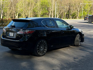 Lexus CT Series foto 2