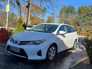 Toyota Auris foto 2