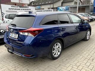 Toyota Auris foto 3