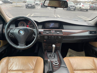 BMW 5 Series foto 5