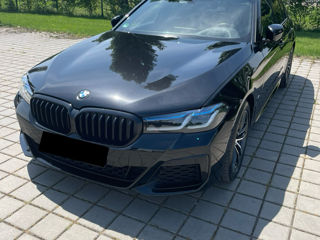 BMW 5 Series foto 1