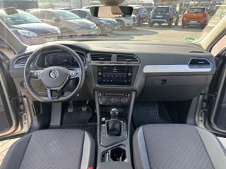 Volkswagen Tiguan foto 8