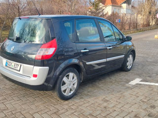 Renault Scenic foto 3