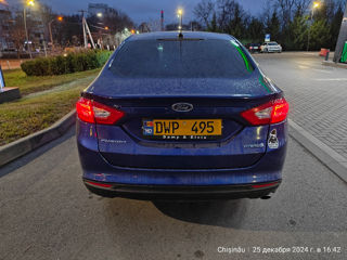 Ford Fusion foto 5