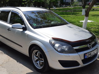 Opel Astra foto 2