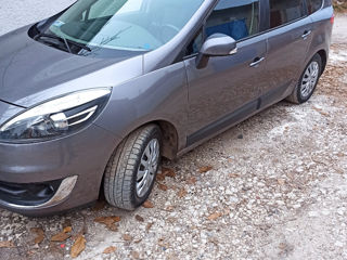 Renault Grand Scenic foto 4