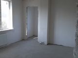 Apartament cu 3 dormitoare+bucătăria !!! foto 6