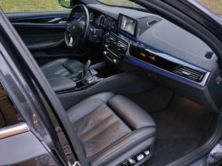 BMW 5 Series foto 6