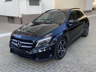 Mercedes GLA foto 1