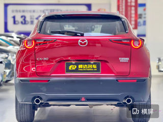 Mazda CX-30 foto 4