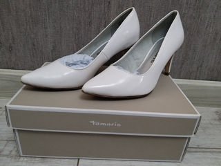 Pantofi albi de mireasa sau de seara firma Tamaris
