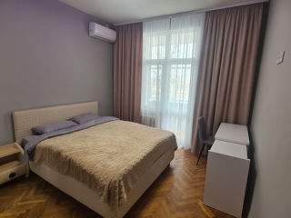 Apartament cu 2 camere, 49 m², Centru, Chișinău foto 1