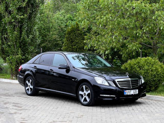 Mercedes E-Class foto 1