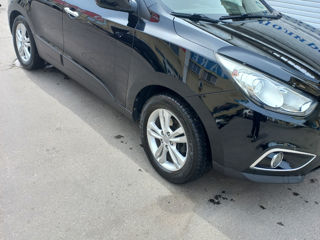 Hyundai ix35 foto 1