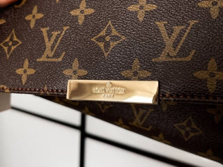 Louis Vuitton foto 2