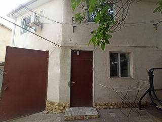 Apartament cu 2 camere, 72 m², Centru, Chișinău