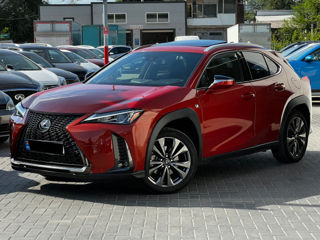 Lexus UX foto 1