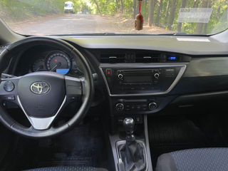 Toyota Auris foto 5