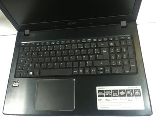 Acer Aspire E5 523 G foto 6