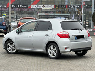 Toyota Auris foto 3