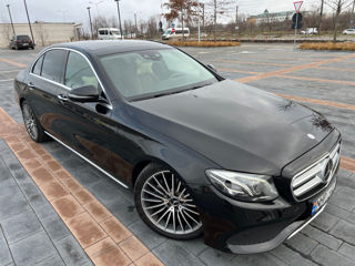 Mercedes E-Class foto 4