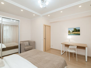 Apartament cu 3 camere, 109 m², Centru, Chișinău foto 16