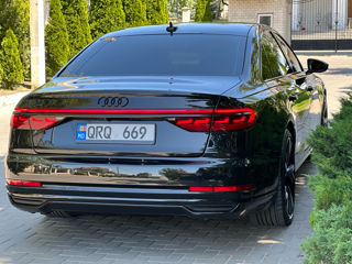 Audi A8 foto 1