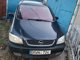 Opel Zafira foto 6