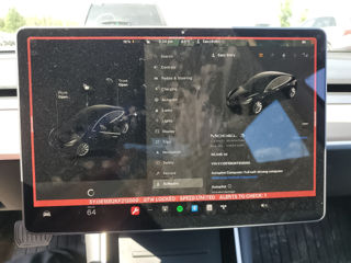 Tesla Model 3 foto 11