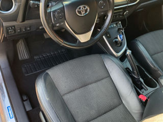 Toyota Auris foto 6