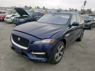 Jaguar F-PACE foto 2