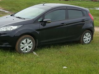 Ford Fiesta 5D foto 3