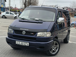 Volkswagen Transporter foto 2