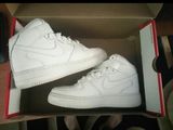 Nike Air Force 1 White . Размер 35.5!!! foto 2