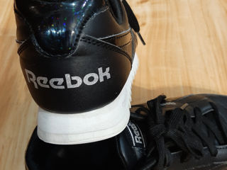 Ghete " Reebok " originale  mar.. 38 Piele Naturală... stare ideala fara defecte! 350lei foto 5