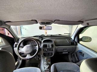 Renault Clio foto 7