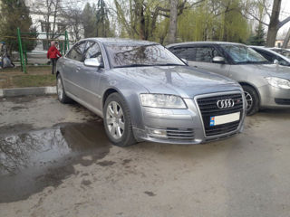 Audi A8 foto 4