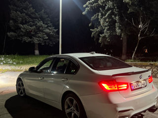 BMW 3 Series foto 3