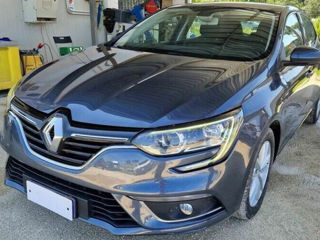 Renault Megane foto 2