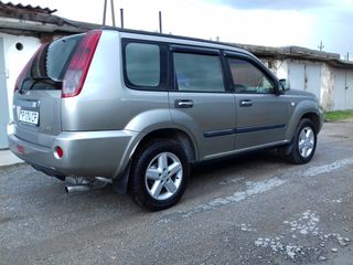 Nissan X-Trail foto 4