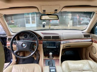 BMW 7 Series foto 7