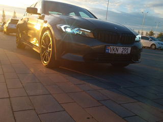 BMW 3 Series foto 4