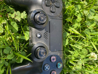 PlayStation 4 og foto 2