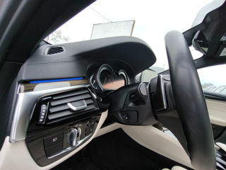 BMW 5 Series foto 8