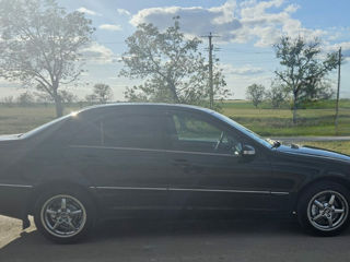 Mercedes C-Class фото 3