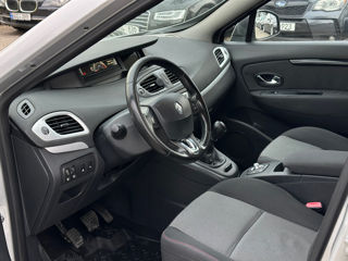 Renault Scenic foto 10