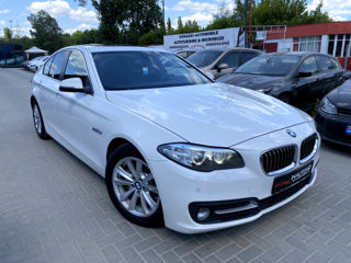 BMW 5 Series foto 4